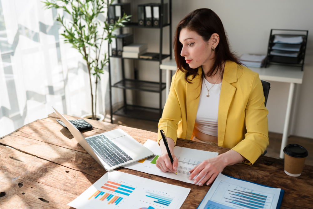 Sober Living and Getting Back to Work: Rebuilding Routine, Income, and Confidence